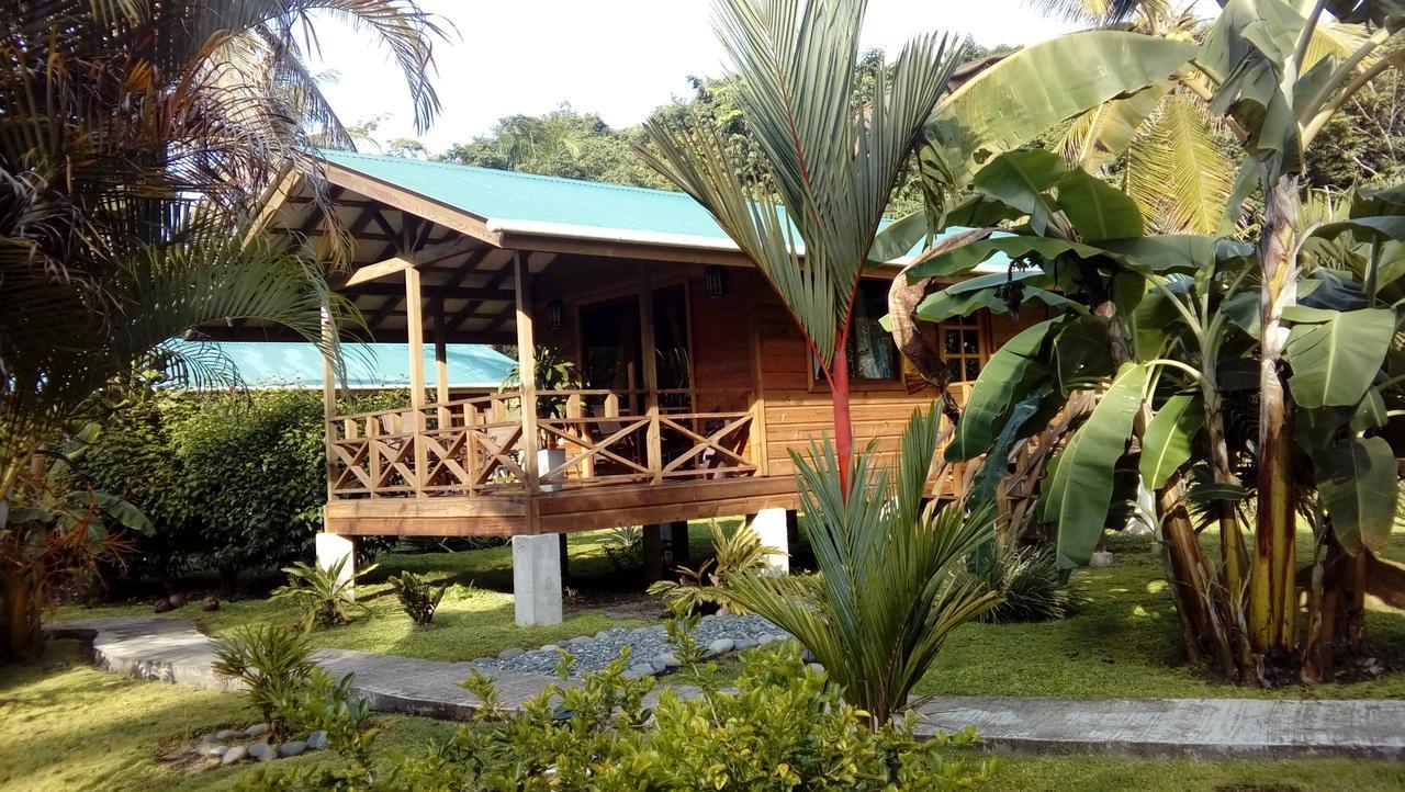 J And H Garden Cabinas Apartamento Bocas Town Exterior foto